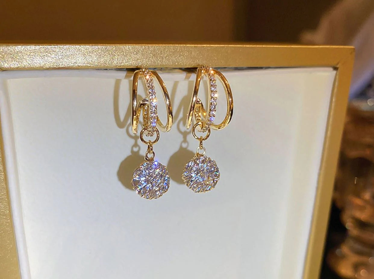pendientes de corona de diamantes de moda